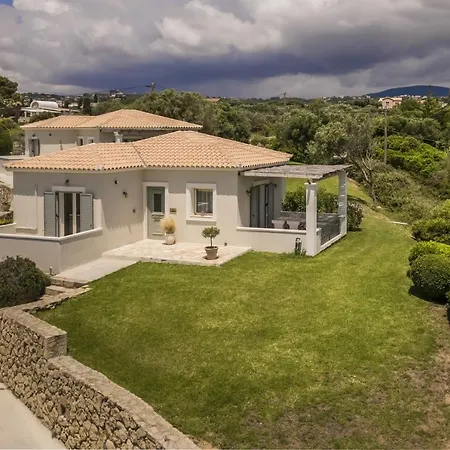 The Seasons Villa *