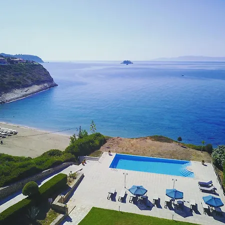 The Seasons Villa *