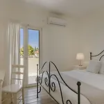 Vila The Seasons Svoronata