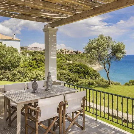 The Seasons 斯沃伦塔