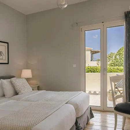 别墅 The Seasons 斯沃伦塔