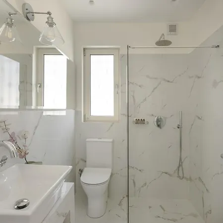 The Seasons 别墅 斯沃伦塔