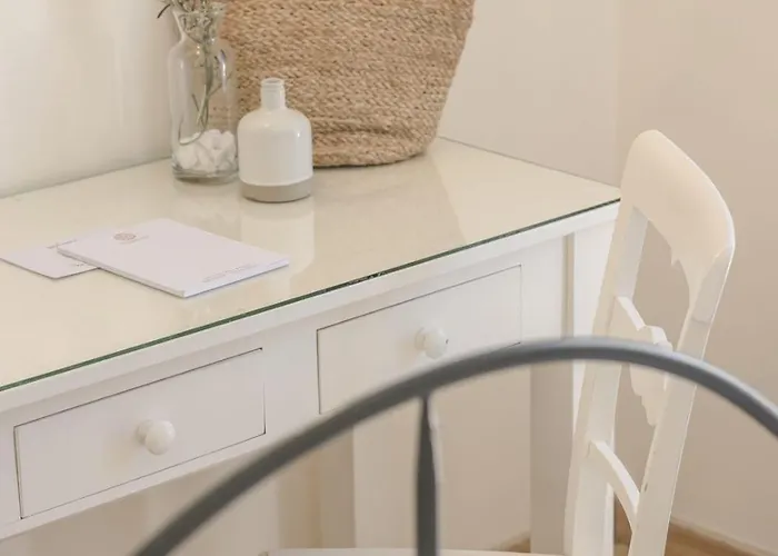 The Seasons Villa Svoronata